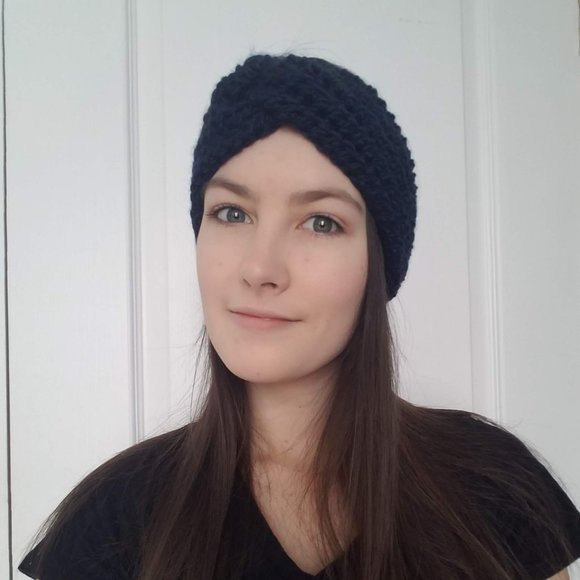 Crochet winter Headband - Picture 5 of 8